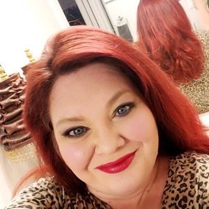 Meet your Posher, Angella